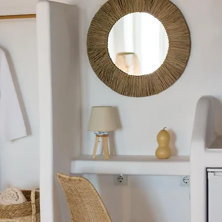 Kanelis On The Hill * Mytakas